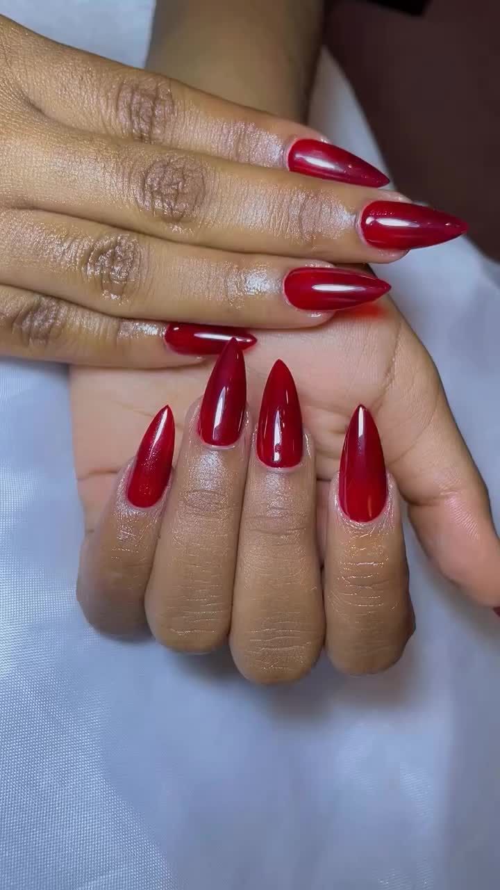 The Polish Aura reel 06 - nail transformation video