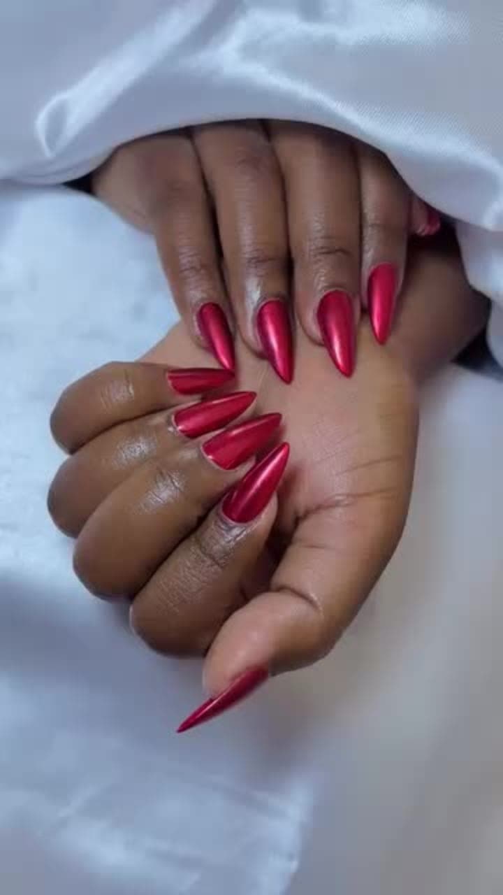The Polish Aura reel 12 - nail transformation video